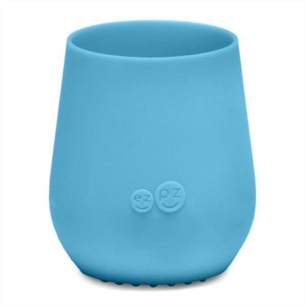 Ezpz Обучителна силиконова чаша създадена от педиатър специалист по храненето 4 + месеца Tiny Cup Blue
