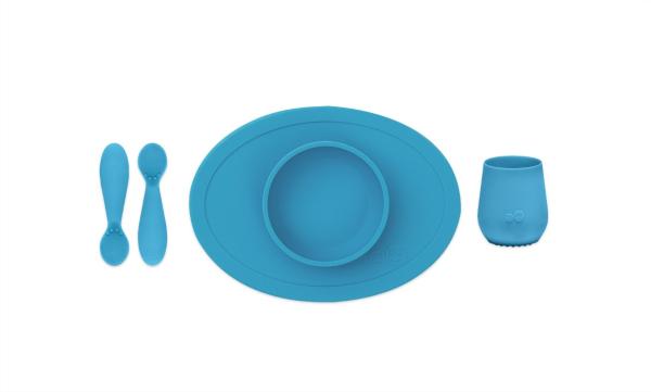 Ezpz комплект за хранене - 4 + месеца подложка, лъжичка и чашка Blue