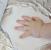 Бял глинен отпечатък  за бебе с панделка