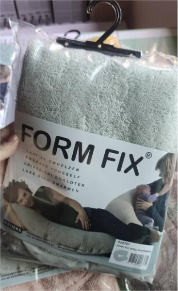 Kалъфка за възглавница Form Fix Silver Grey