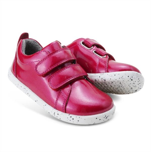 Bobux iWalk Grass Court: Детски обувки с водоустойчива защита - Cherry