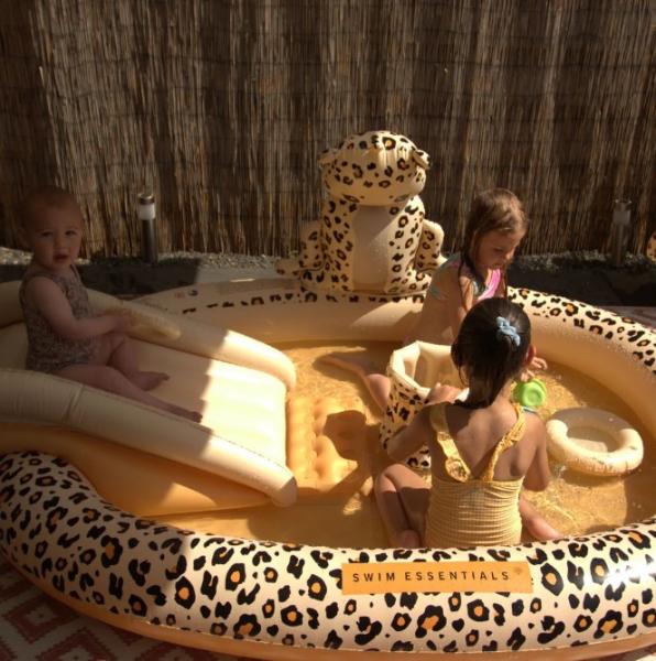 Swim Essentials: Голям басейн с пързалка - "Beige Leopard"