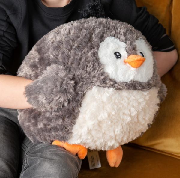 Noxxiez 3в1 гушкаща плюшена играчка и възглавница за сън и затопляне на ръцете - Пингвин