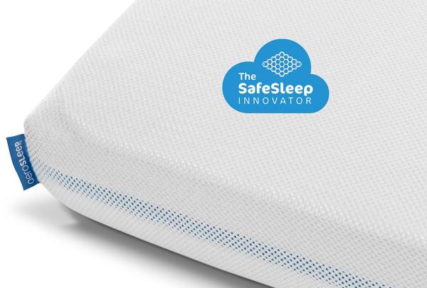 Aerosleep - чаршаф с ластик за бебешко легло в бял цвят
